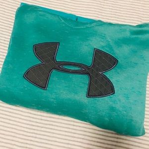 Under Armour sweatshirt